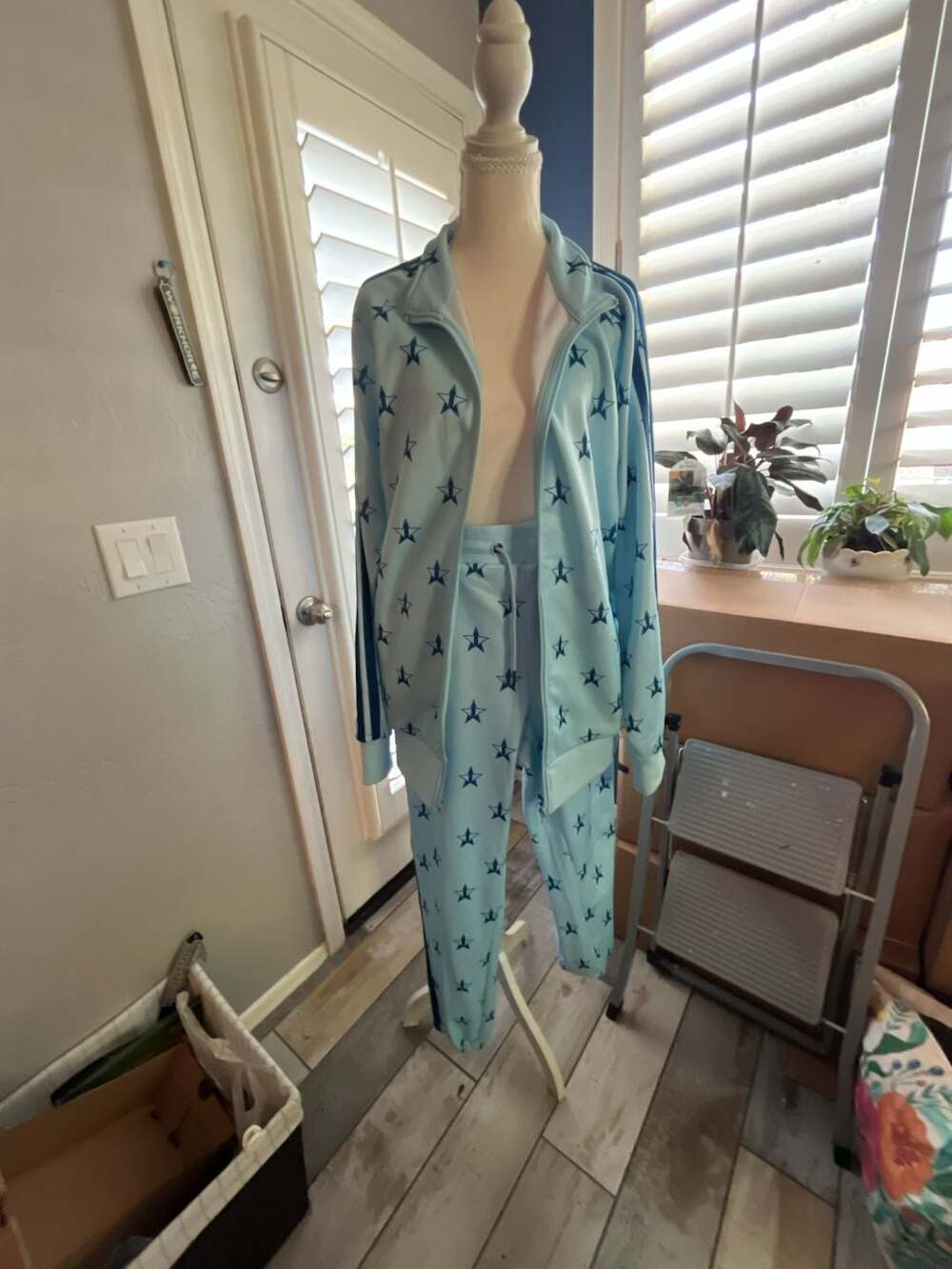 Jeffree Star Blue Blood Tracksuit Size XL